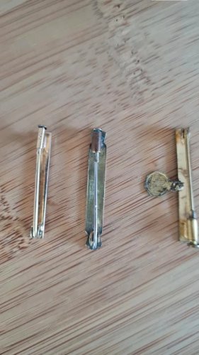 Broche Bebe art-déco, vierge Marie, plaqué or ( fix )- protection