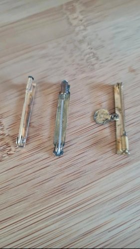 Broche Bebe art-déco, vierge Marie, plaqué or ( fix )- protection