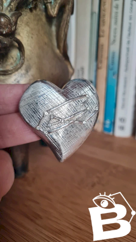 Broche Christian Lacroix  vintage en forme de cœur, années 1990