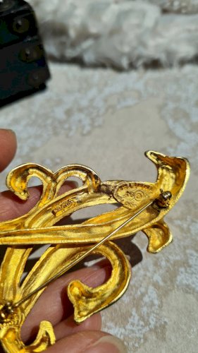 Broche Clara Kasavina - Clara studio asymmertry 1994
