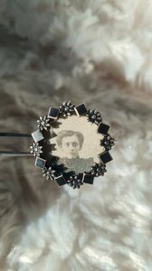 Antique mourning brooch