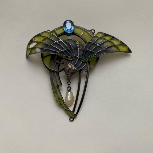 Broche décor d'aigle tenant une perle de culture 1900 Art Nouveau M3540