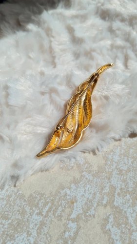 Broche Doré oversize