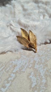 Broche Dorée feuilles doliver vintage