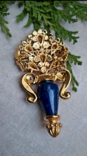 Broche fantaisie strass et pierre lapis lazuli