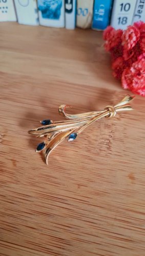 Broche fantaisie vintage avec strass