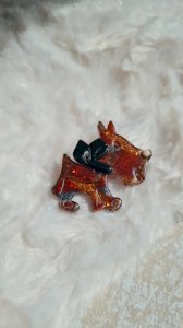 Broche Léa Stein ( chien )