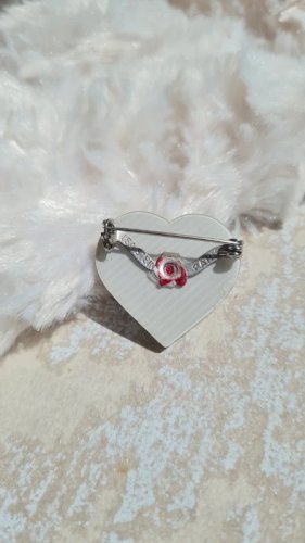 Broche Léa Stein ( coeur )