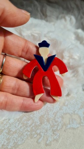 Broche Léa Stein ( marin )