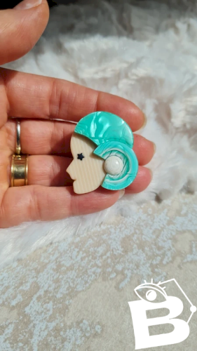 Broche Léa Stein (visage féminin )