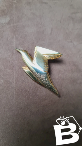 Broche mouette design doré