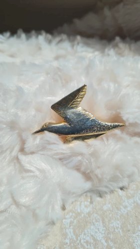Broche mouette design doré