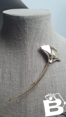 Broche oversize feuille de Ginkgo - doré et strass- vintage
