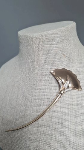 Broche oversize feuille de Ginkgo - doré et strass- vintage