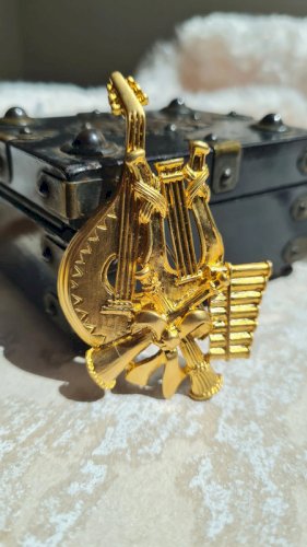 Broche oversize - instruments de musique baroque