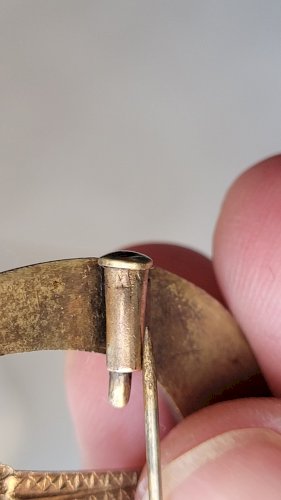 broche placage or 18 k marque FIX