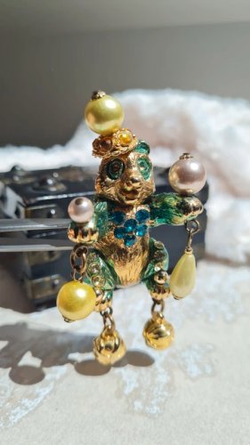 Broche Rare vintage Signée Jacky de G années 70