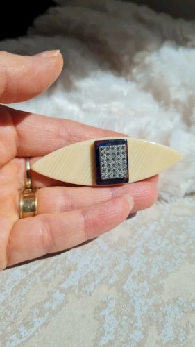Broche style Léa Stein avec strass