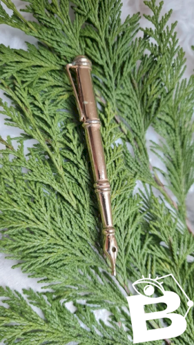 Broche stylo Agatha vintage