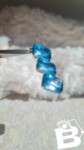 Broche vintage bleu