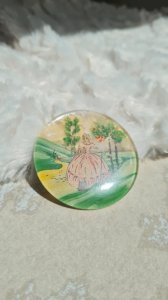 Broche vintage lucite