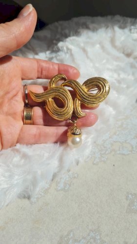 Broche vintage Mercedes Robirosa