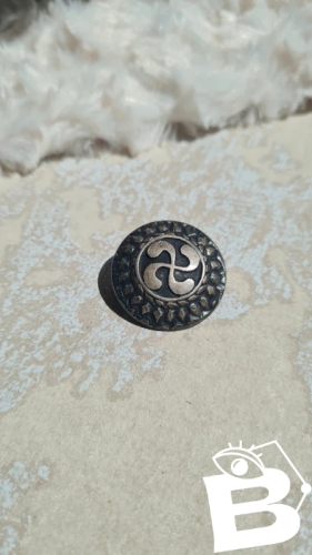 Broche  vintage ORITZA bijou Basque