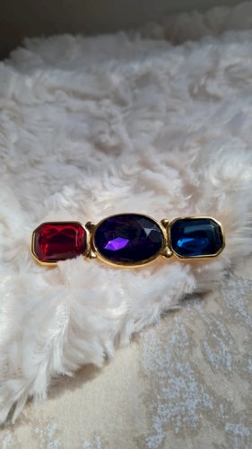 Broche vintage Trifari géométrique