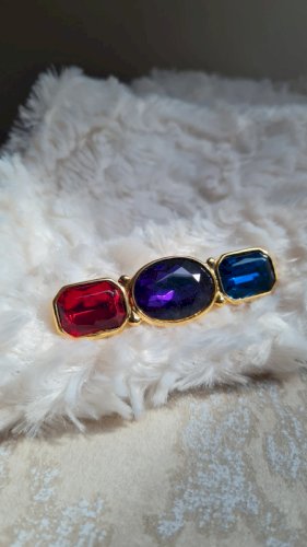 Broche vintage Trifari géométrique