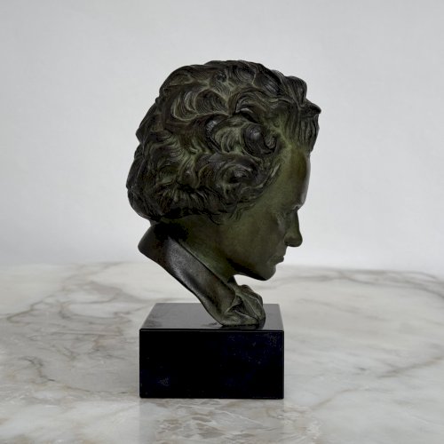 Bronze Art Déco 1930 représentant Beethoven patine verte socle en marbre M4013