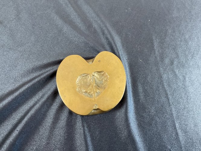 bronze curiosa érotique presse papier signé michel jaubert .