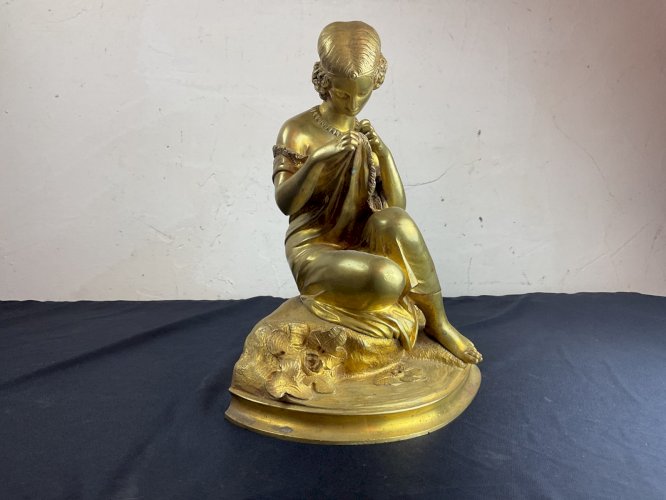 Bronze doré  , "Jeune Femme dénudée "