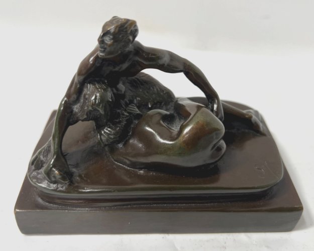 Bronze érotique a patine brune "S.M " XIX siècle