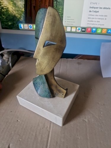 bronze visage cubiste Michel Guia