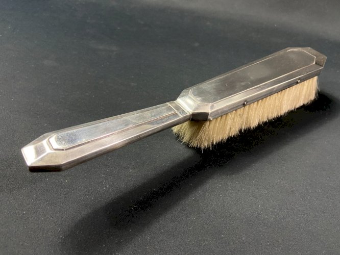 Brosse de table en métal argenté de style Art déco 1930-1950