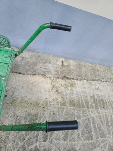 brouette de jardinier