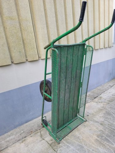 brouette de jardinier