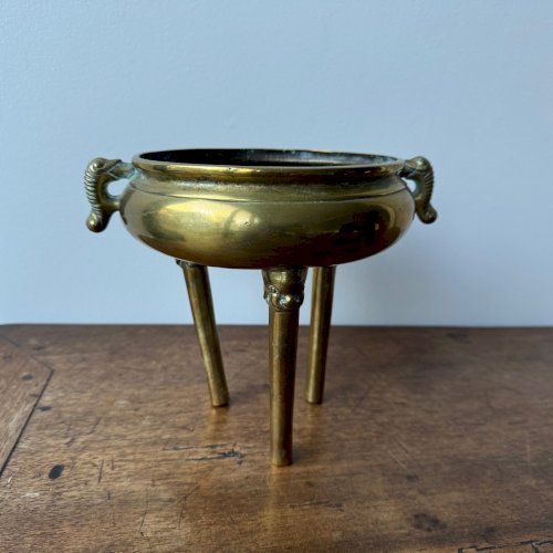 Brûle-parfum en bronze Vietnam pied tripode début XXe M3525