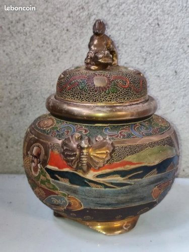 Brule parfum japonnais en ceramique de satsuma en bon etat