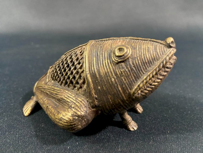 Brûle-parfum tribal Dhokra en bronze Inde, Chhattisgarh, Bastar, Odisha, Bengale