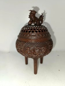 Brûleur dencens, signé par Sano Kosai fin du 20eme siecle en bon etat
