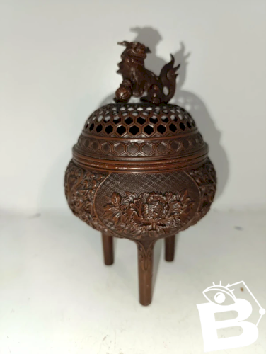 Brûleur dencens, signé par Sano Kosai fin du 20eme siecle en bon etat