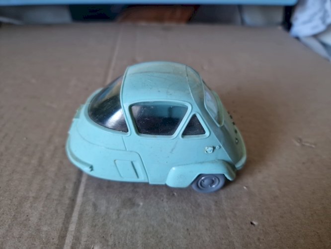 BS Le Jouets Punch Made in France Isetta Velam