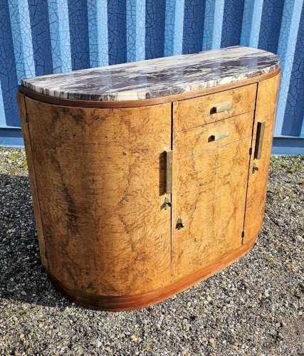 Buffet Art Déco galbé en loupe de noyer