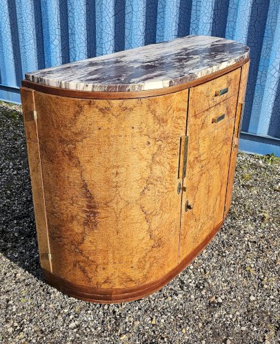 Buffet Art Déco galbé en loupe de noyer