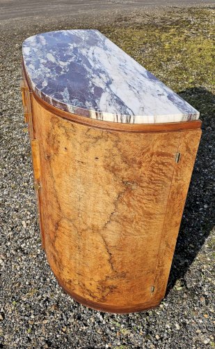 Buffet Art Déco galbé en loupe de noyer