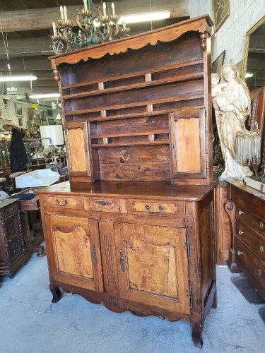 BUFFET BAHUT 2 CORPS VAISSELIER EN NOYER DU XVIII ème SIECLE