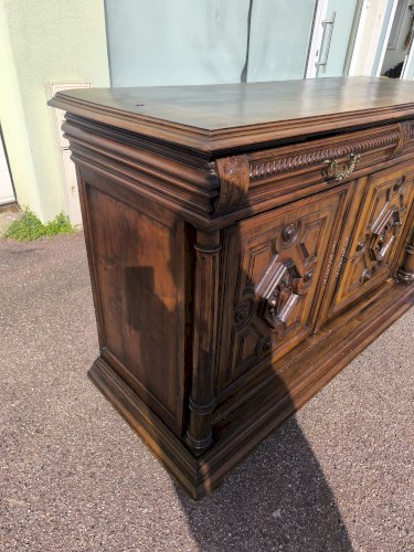 Buffet bas style Henri II