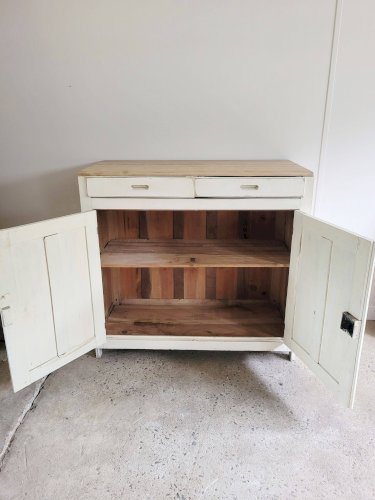 Buffet parisien ancien en bois patiné