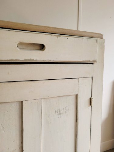 Buffet parisien ancien en bois patiné